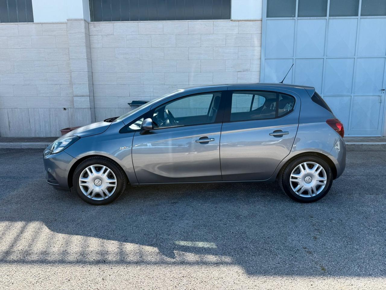 Opel Corsa 1.2 Advance 70 CV 5/P
