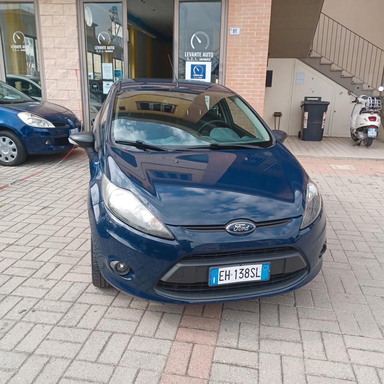 FIESTA 1.4 TDI NEOPATENTATI CON DISTRIBUZIONE E FRIZIONE NUOVI