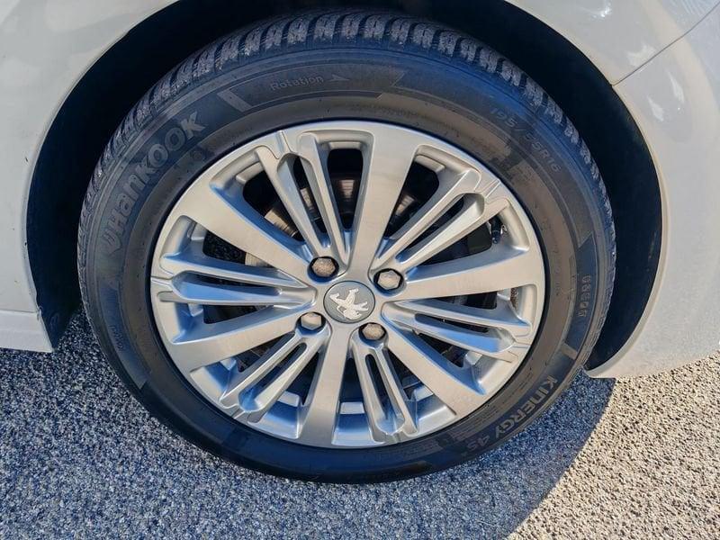 Peugeot 208 BlueHDi 75 5 porte Active