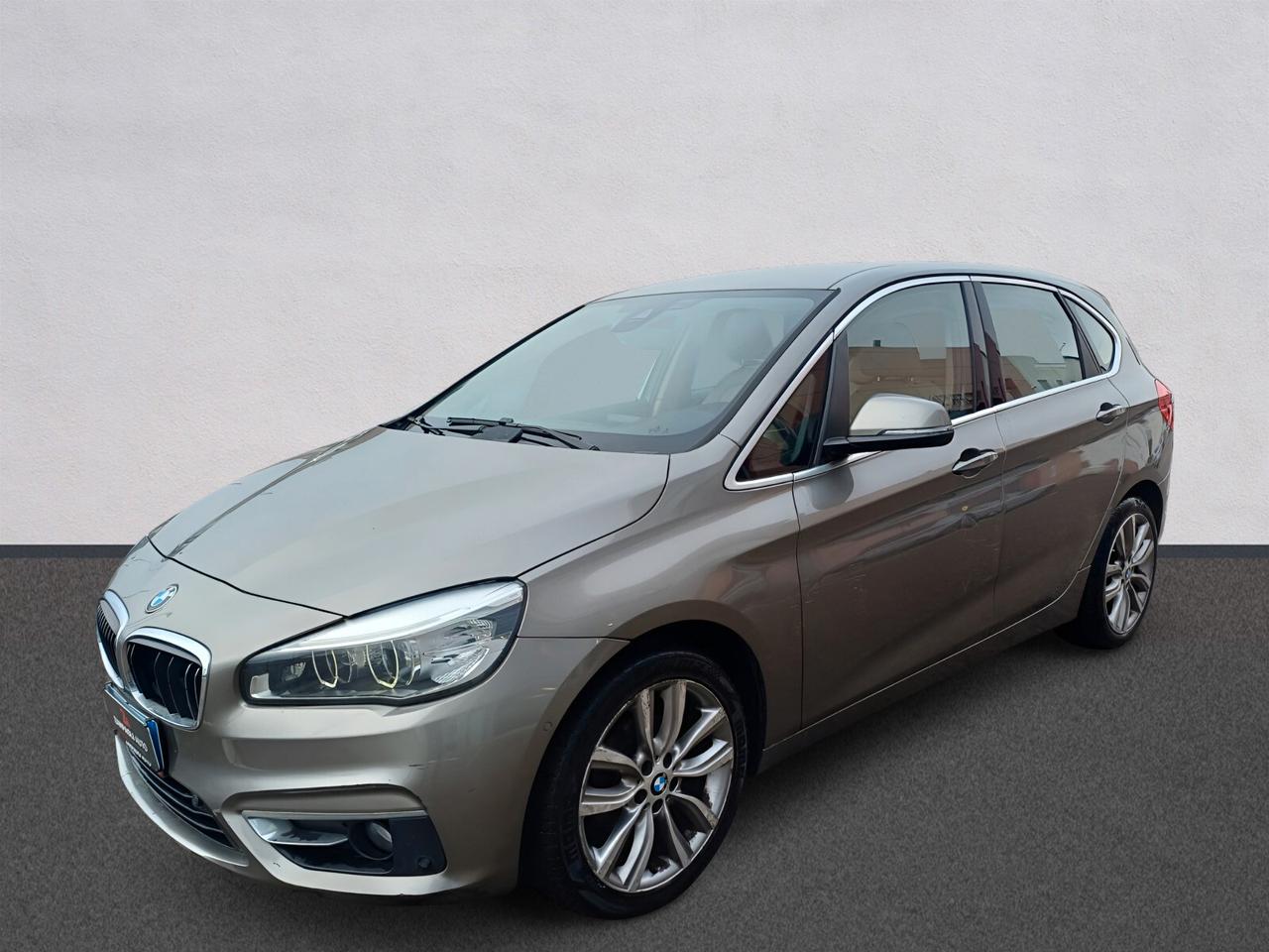 Bmw 218d Active Tourer | da €155 al mese
