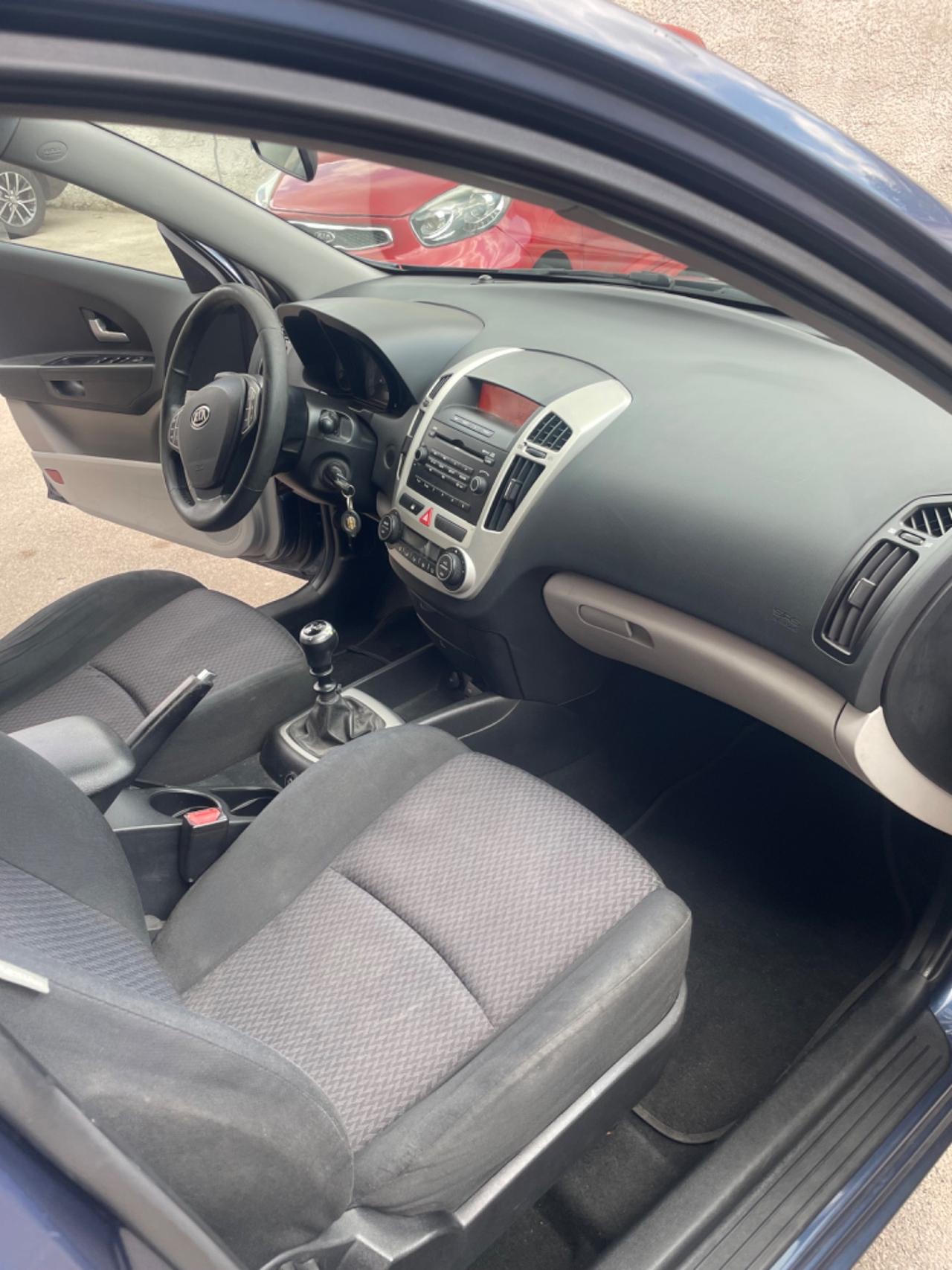 Kia Ceed cee'd Sp. Wag. 1.6 125CV EX Bi-Fuel scadenza gpl dicembre 2029