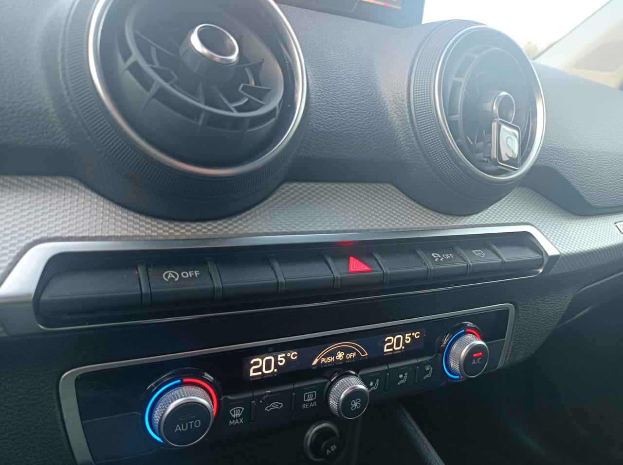 Audi Q2 30 TFSI Business