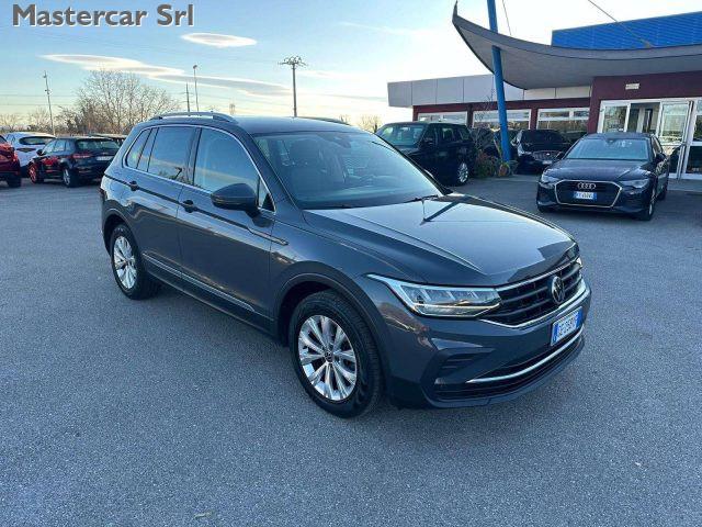 VOLKSWAGEN Tiguan Tiguan 2.0 tdi Life 150cv dsg GE258YF