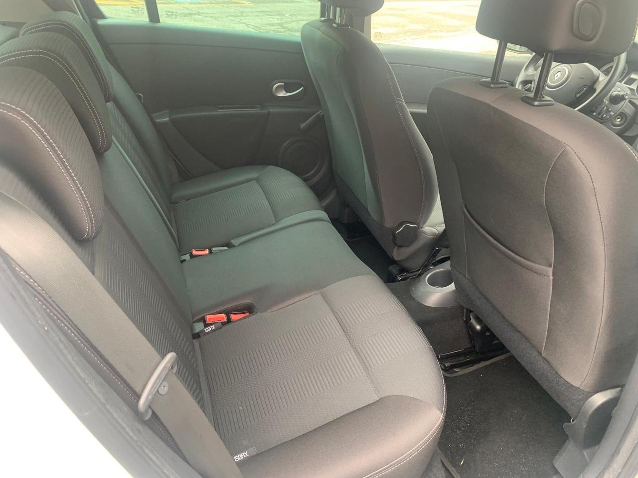 Renault Clio 1.2 16V 5 porte Confort naviga