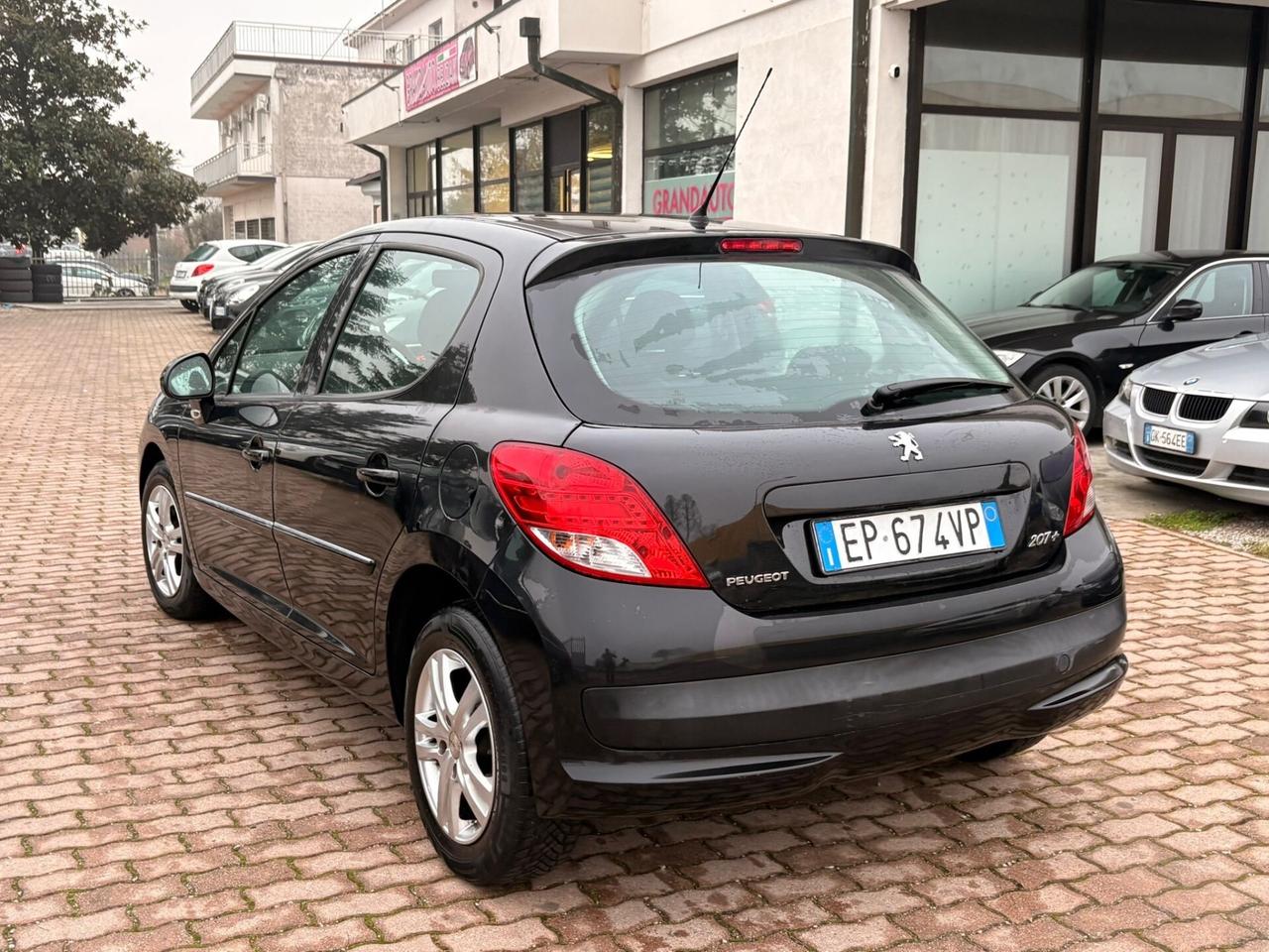 Peugeot 207 Plus 1.4 8V 75CV 5p. ECO GPL