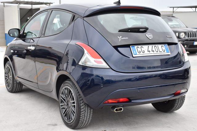 LANCIA Ypsilon 1.0 FireFly 5 porte S&S Hybrid Ecochic Gold