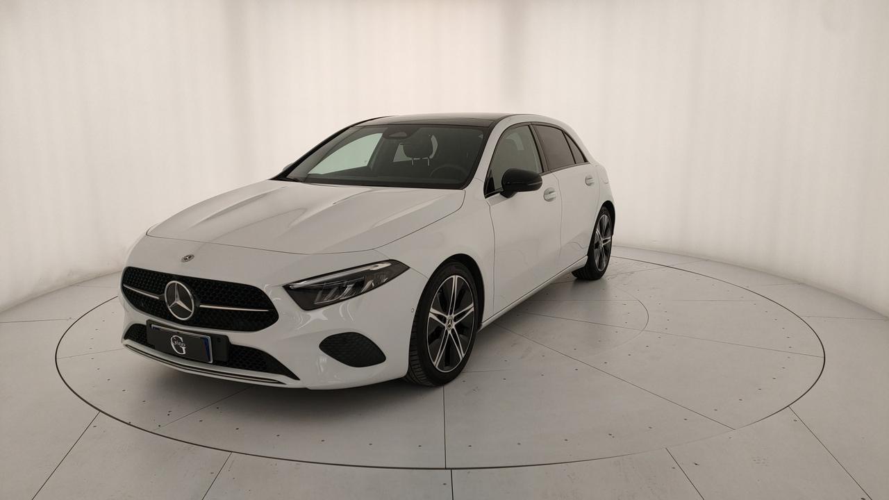 Mercedes-Benz A 180 d Sport Night edition auto