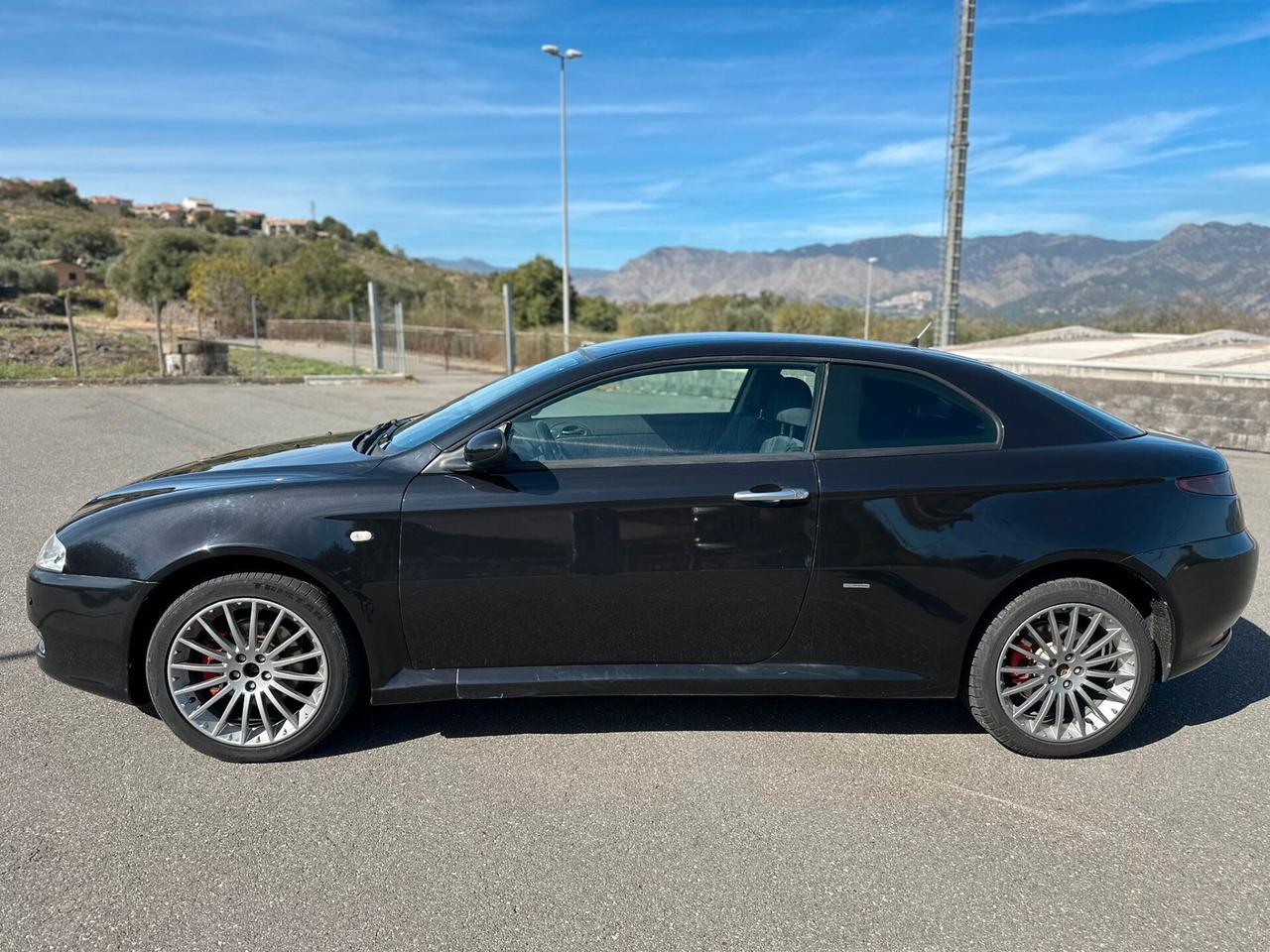 Alfa Romeo GT 1.9 JTDM 16V Sport