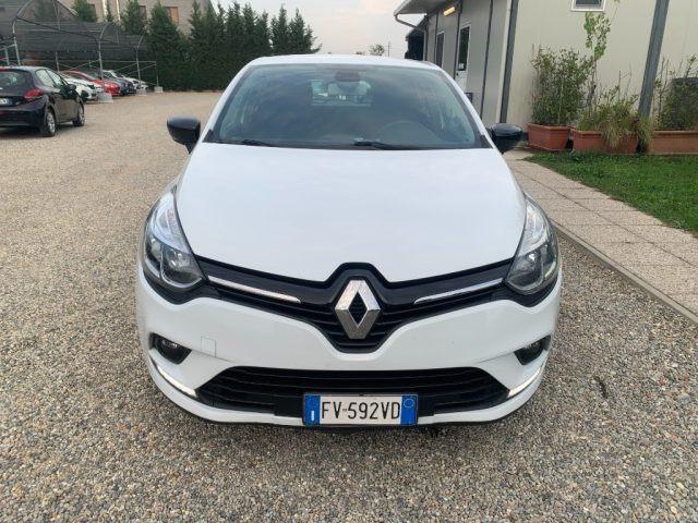 RENAULT Clio TCe 12V 75 CV 5 porte Moschino Intens