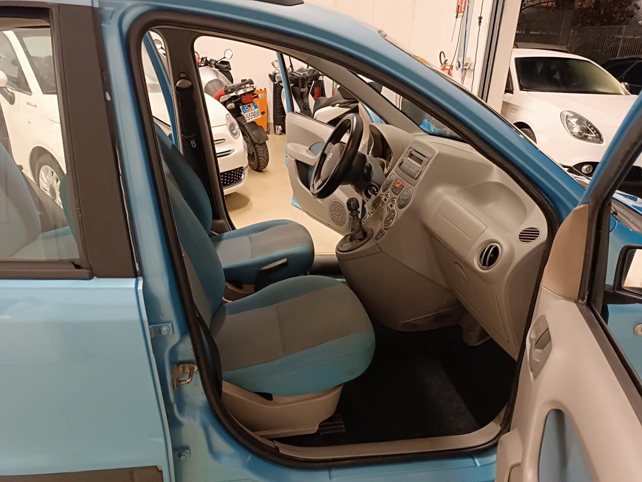 Fiat Panda 1.2 Emotion