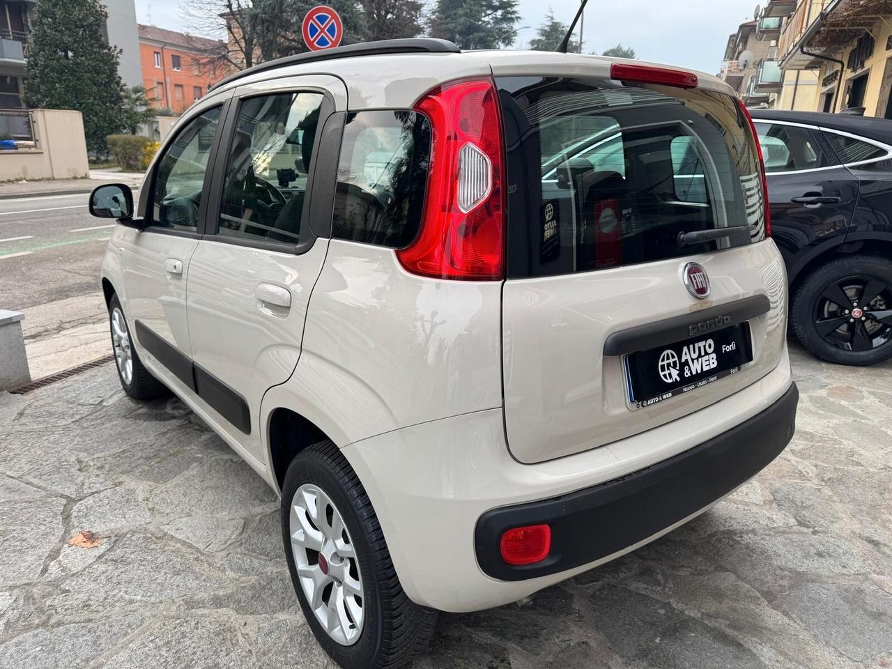 FIAT PANDA 0.9 TwinAir Turbo NPower LOUNGE METANO NEOP.