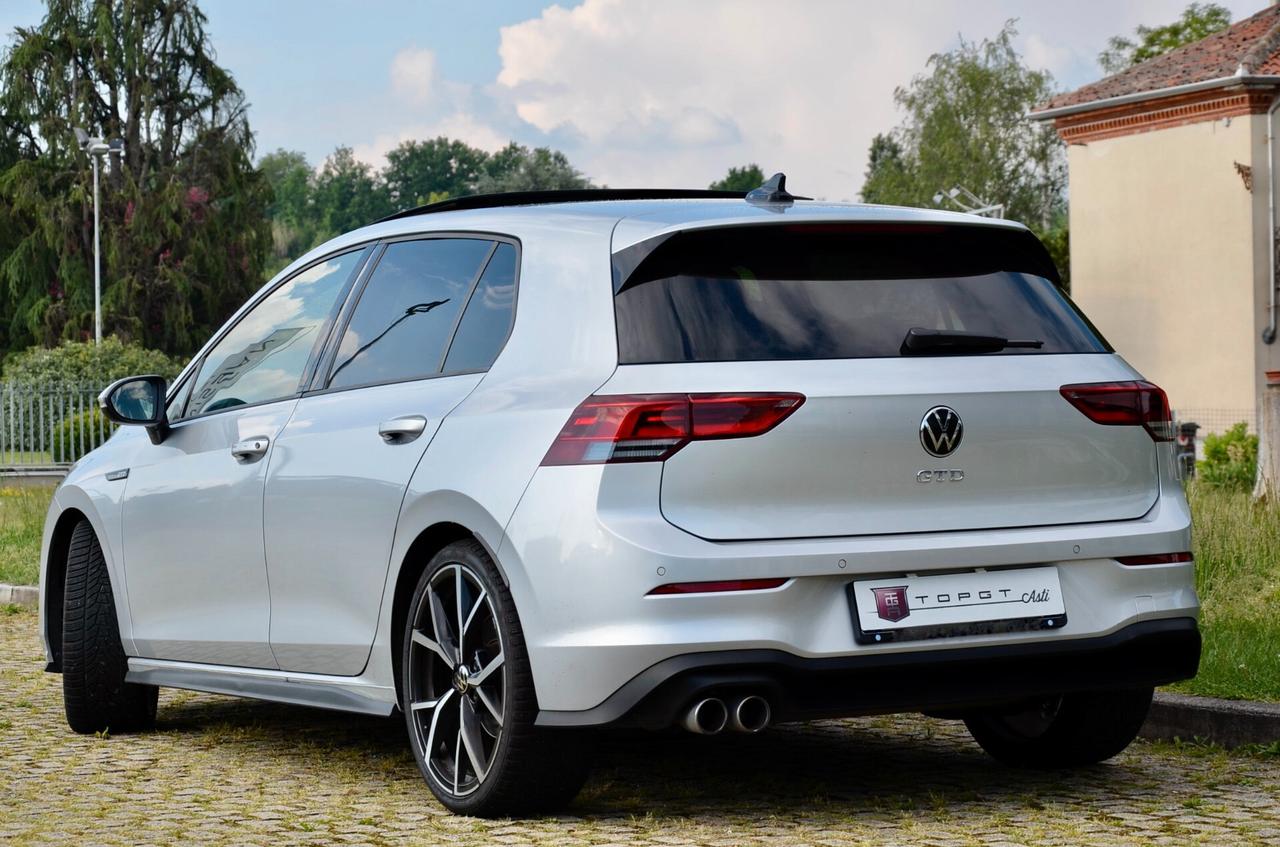 GOLF GTD 2.0 TDI 200cv DSG 5p, UNICOPROPRIETARIO, UFF ITALIANA, EURO 6D, TETTO, IQ LED, 19", PERMUTE