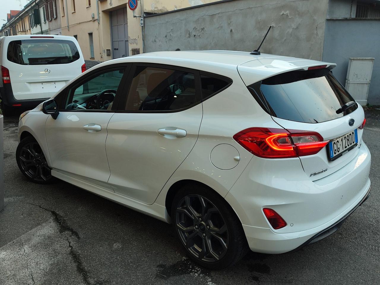 Ford Fiesta 1.0 Ecoboost Hybrid 125 CV 5 porte ST-Line X