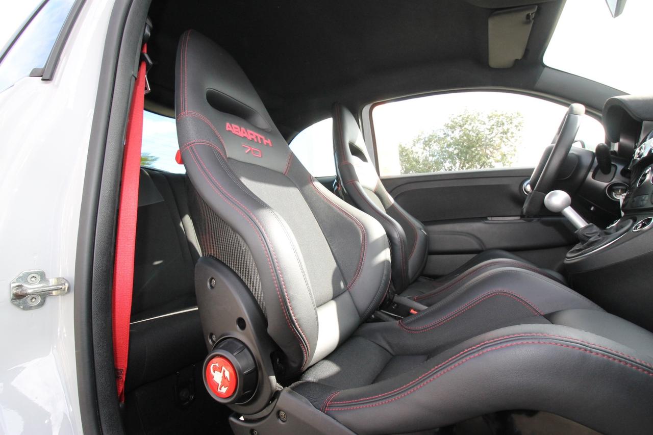 Abarth 595 1.4 Turbo T-Jet 180 CV Esseesse