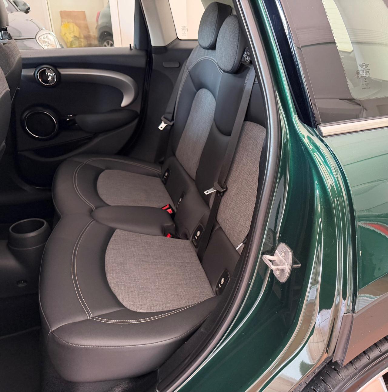 Mini 5 Porte Cooper SD Business XL 2.0 Auto