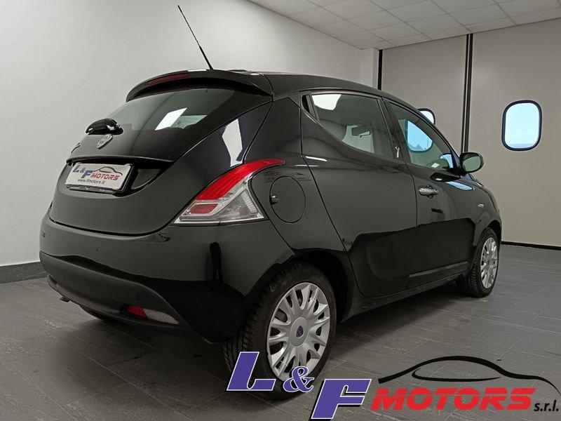 Lancia Ypsilon 1.2 69cv Gold