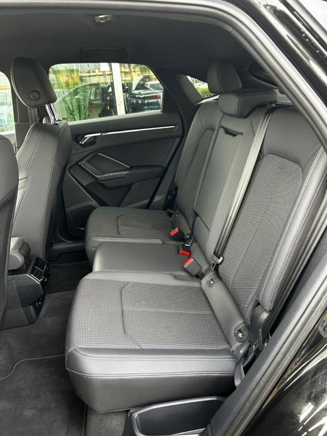 AUDI Q3 SPB 35 TDI S tronic S line edition