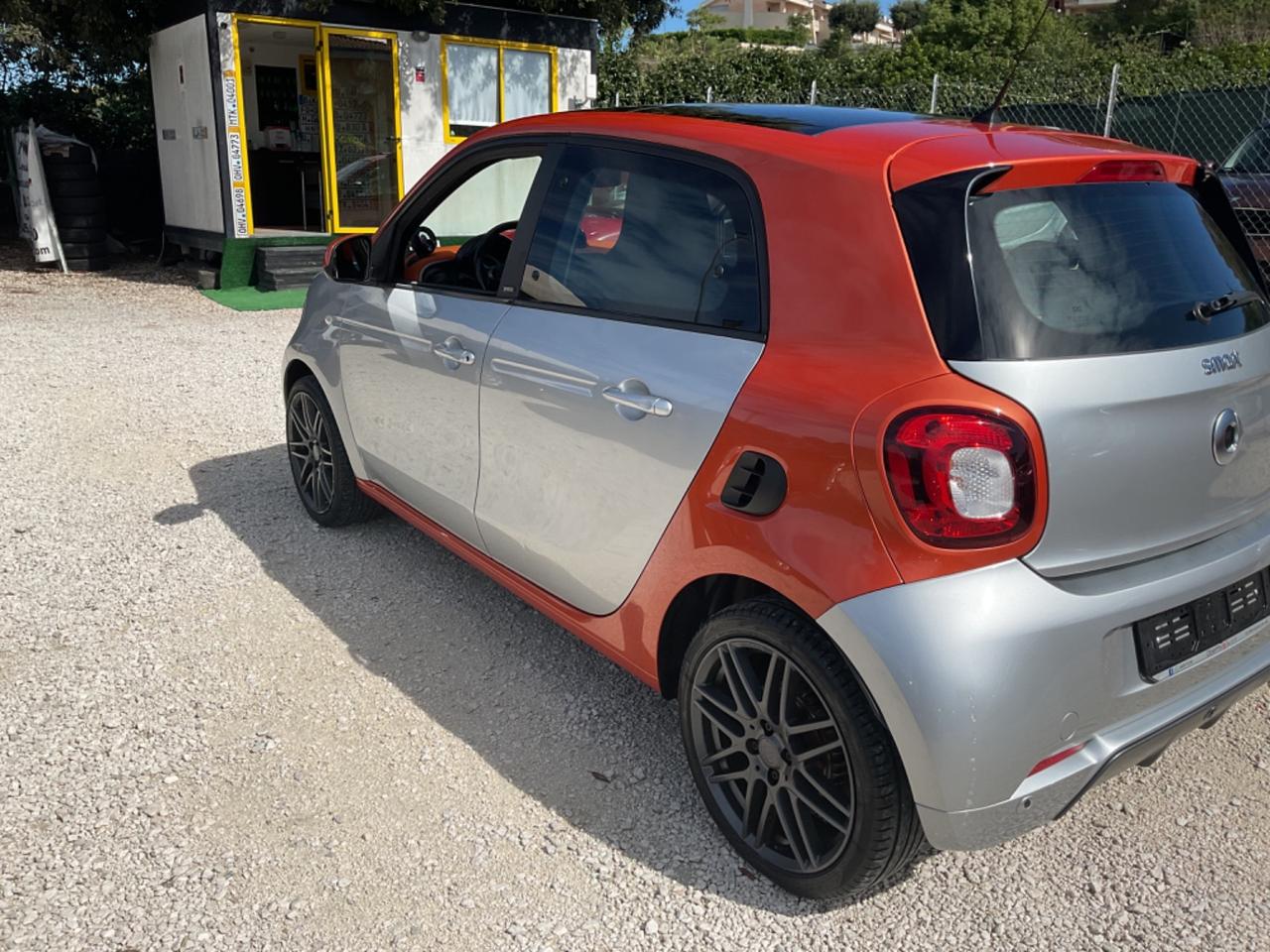 Smart ForFour 900 Turbo allestimento Brabus