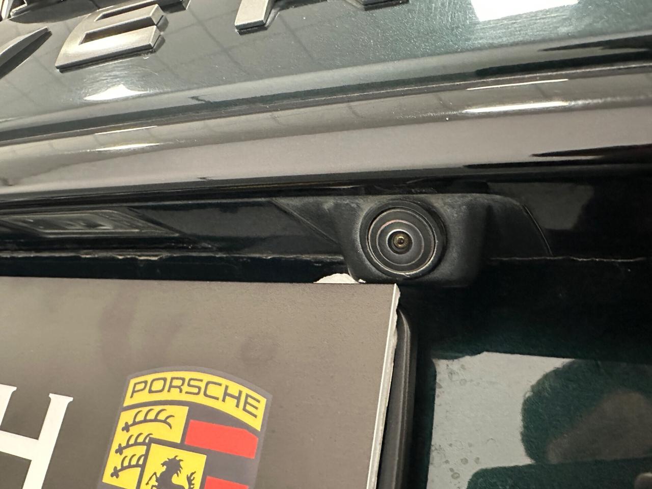 Land Rover Discovery Sport 2.0 TD4 180 CV HSE Luxury 7 posti