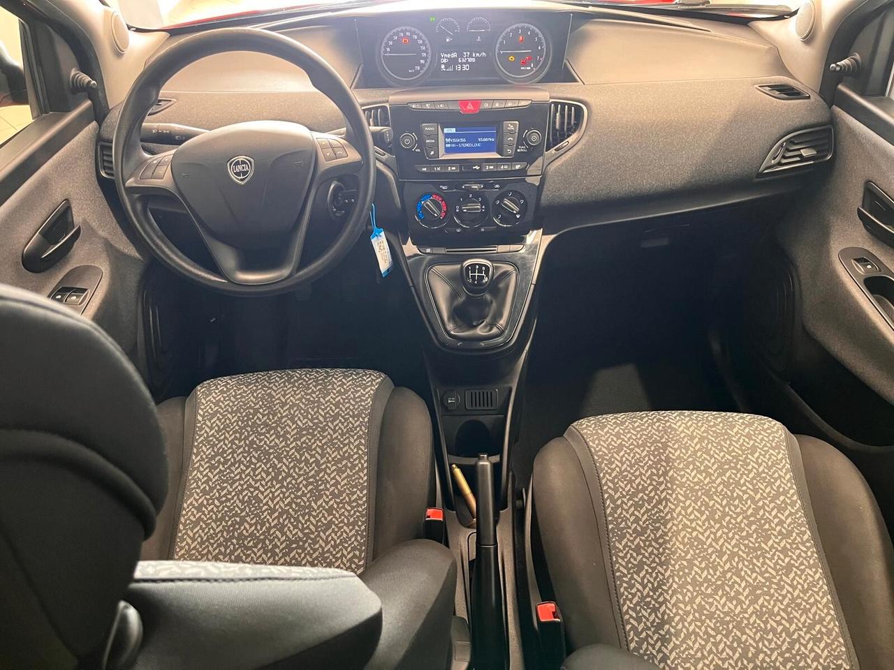 Lancia Ypsilon 1.2 69 CV 5 porte GPL Ecochic Silver