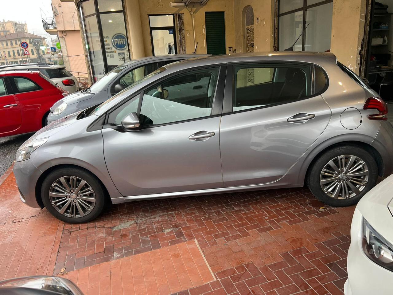 Peugeot 208 PureTech 82 Stop&Start 5 porte Active