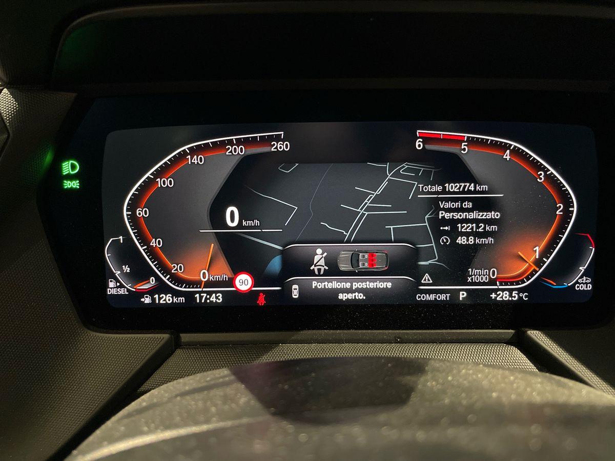 BMW Serie 1 F40 - 120d xdrive Msport auto