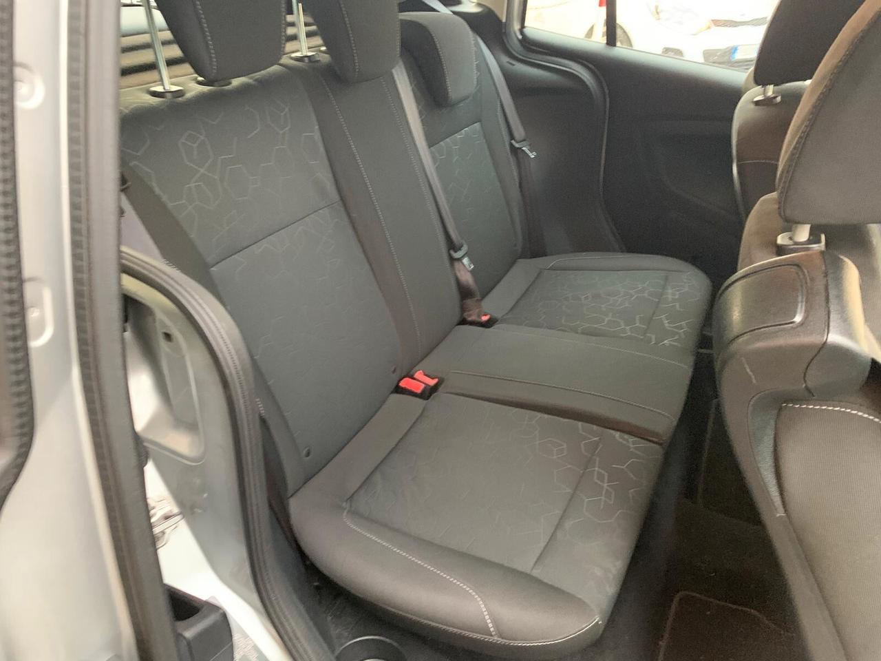 Ford B-Max 1.6 TDCi 95 CV Neopatentati