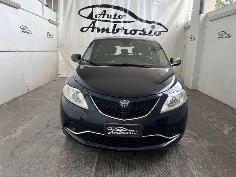 Lancia Ypsilon 1.2 69 CV 5 porte Silver gpl