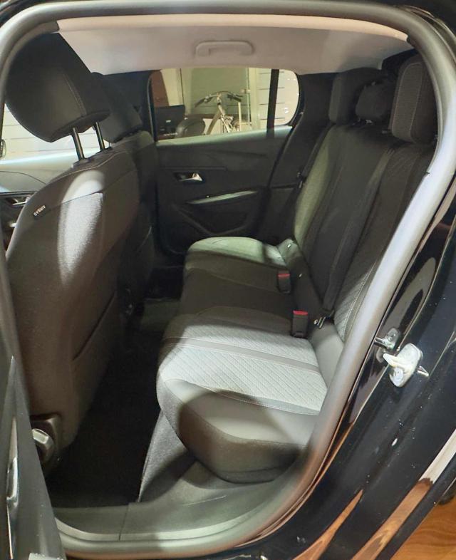 PEUGEOT 208 Hybrid 110 e-DCS6 Allure