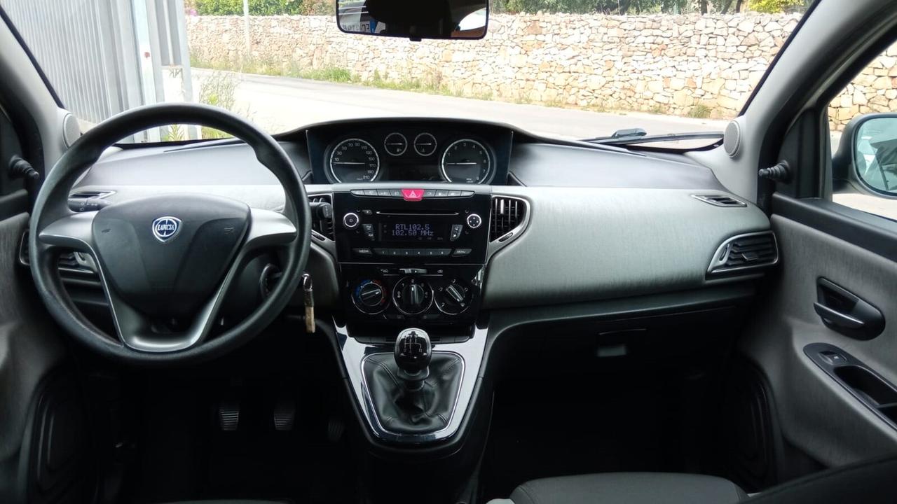 Lancia Ypsilon 1.2 5p. Ecochic Gpl Rinnovato fino al 2033