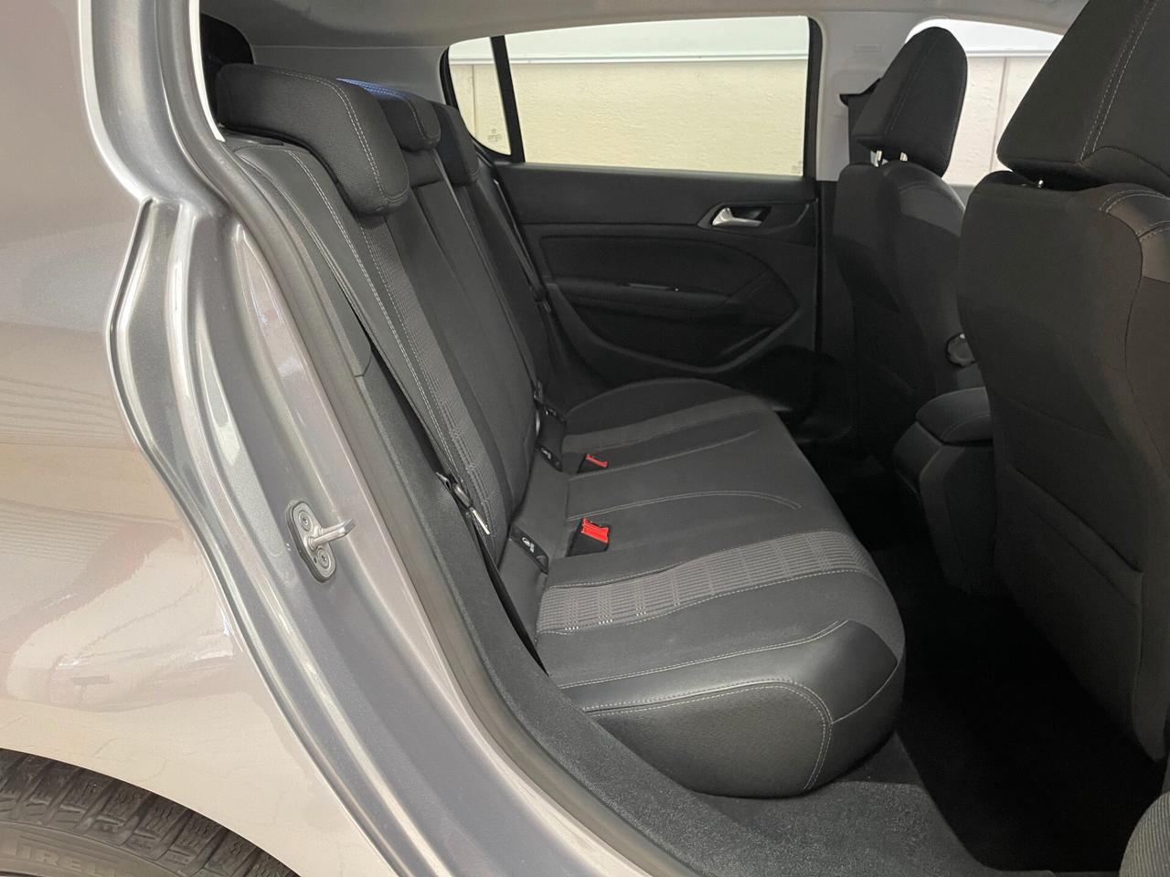 Peugeot 308 Allure 1.2 131cv-LEGGI SOTTO