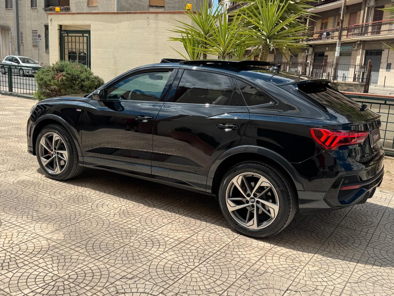 Audi Q3 SPORTBACK 40 TDI S line quattro 190cv TETTO/B&O