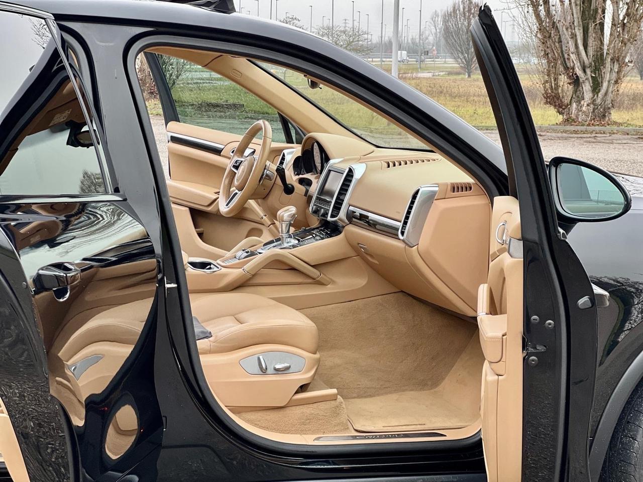 Porsche Cayenne 3.0 Diesel Platinum Edition