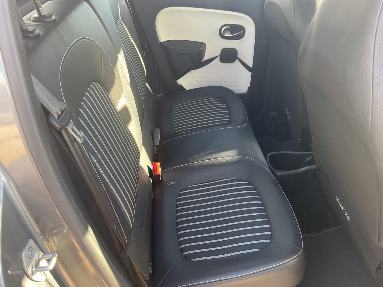 Renault Twingo TCe 95 CV EDC Duel2