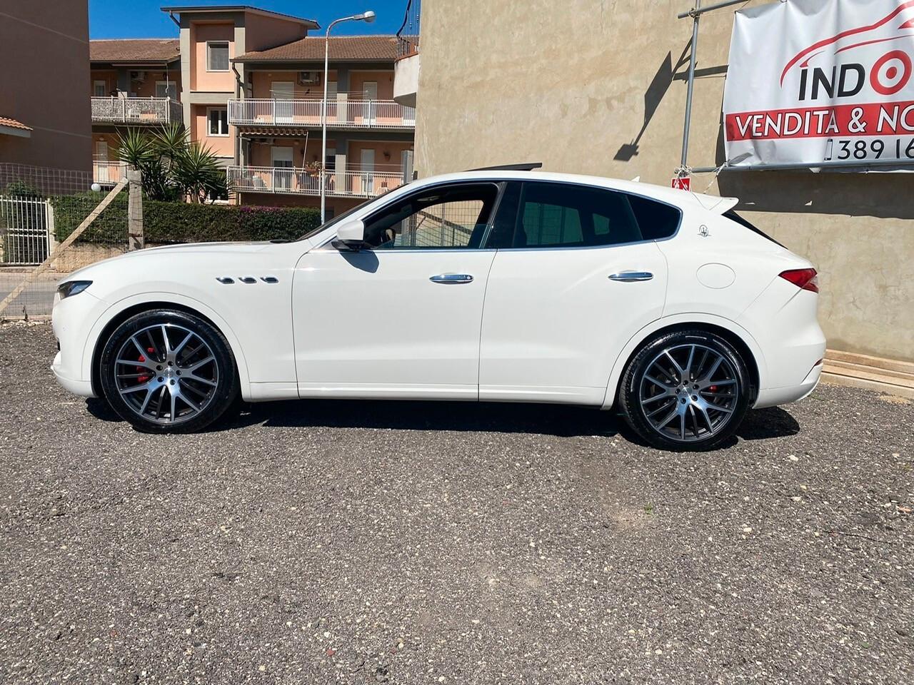 Maserati Levante V6 Diesel 275 CV AWD Granlusso