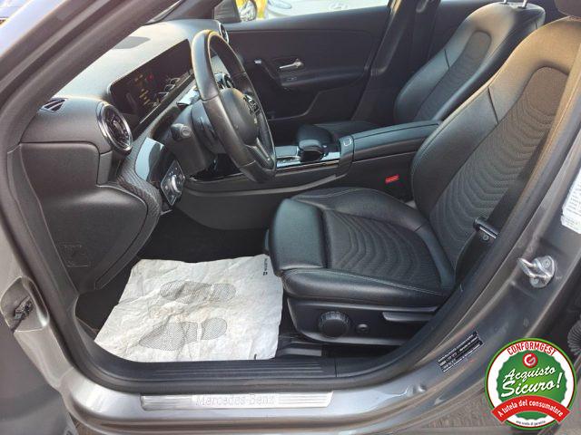 MERCEDES-BENZ A 180 d Automatic Premium