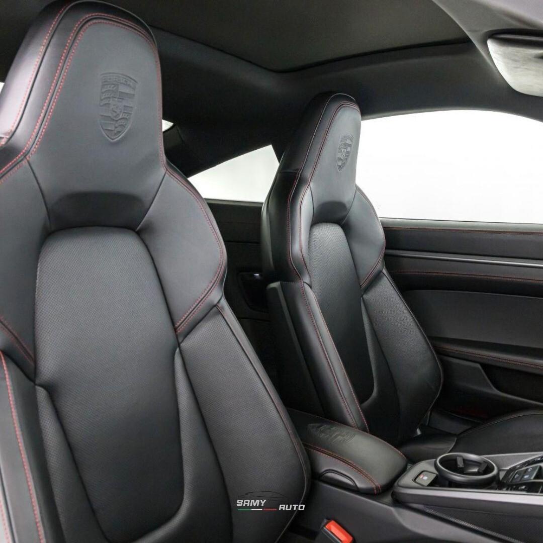 Porsche 911 Carrera 4S