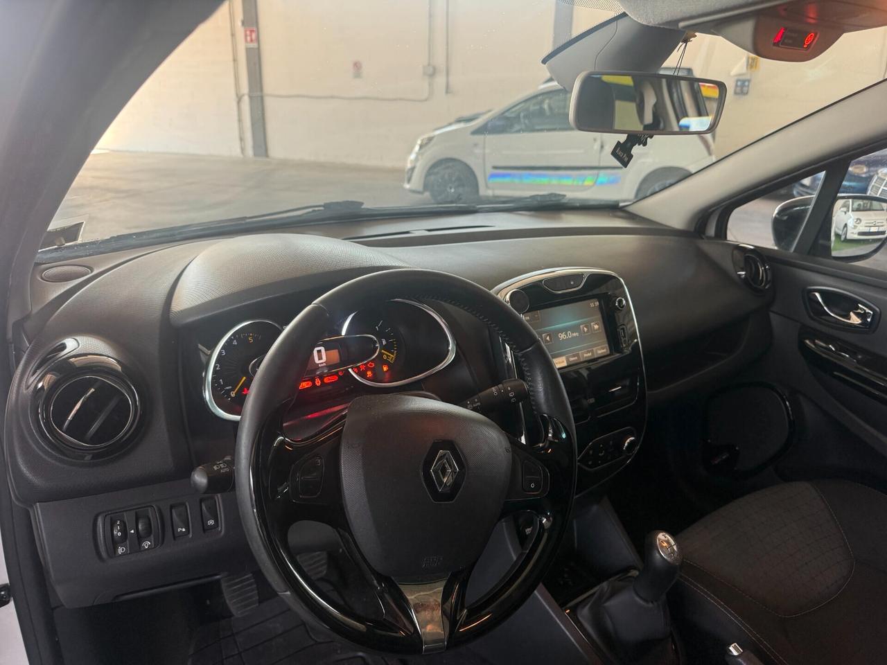 Renault Clio Sporter 1.5 dCi 8V 90CV Start&Stop 83gr. EcoBusiness