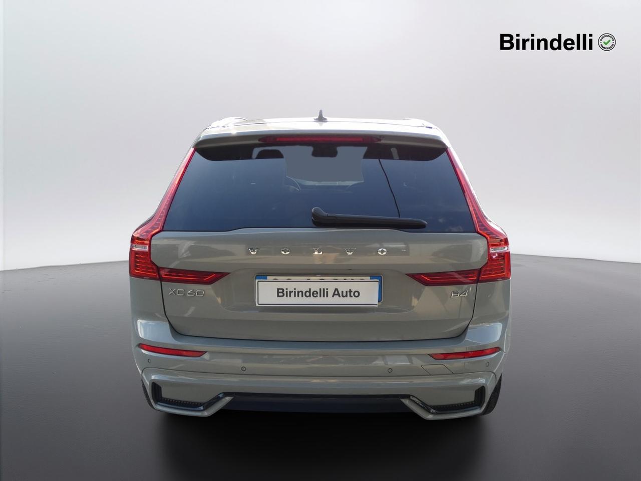 VOLVO XC60 (2017-->) - XC60 B4 (d) automatico Plus Dark