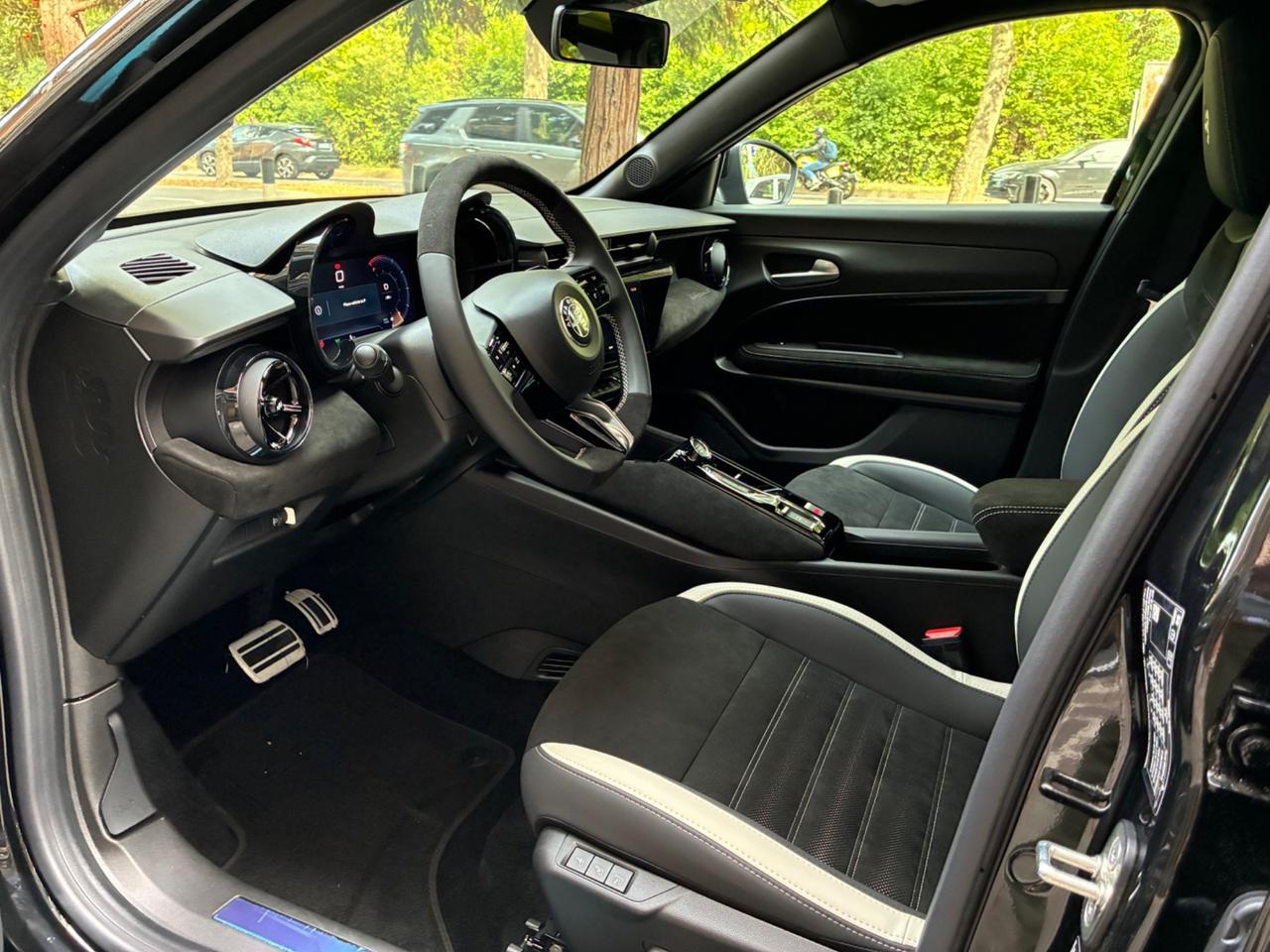 Alfa Romeo Junior 1.2 145 CV Hybrid eDCT6 Sport Speciale Edizione Milano Cortina 2026