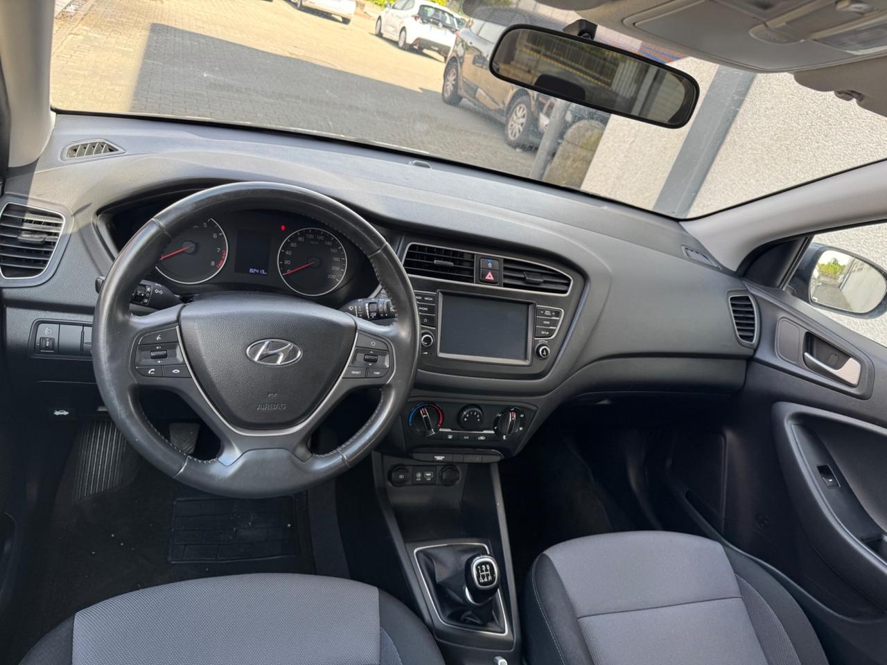 Hyundai i20 1.2 84 CV 5 porte Style