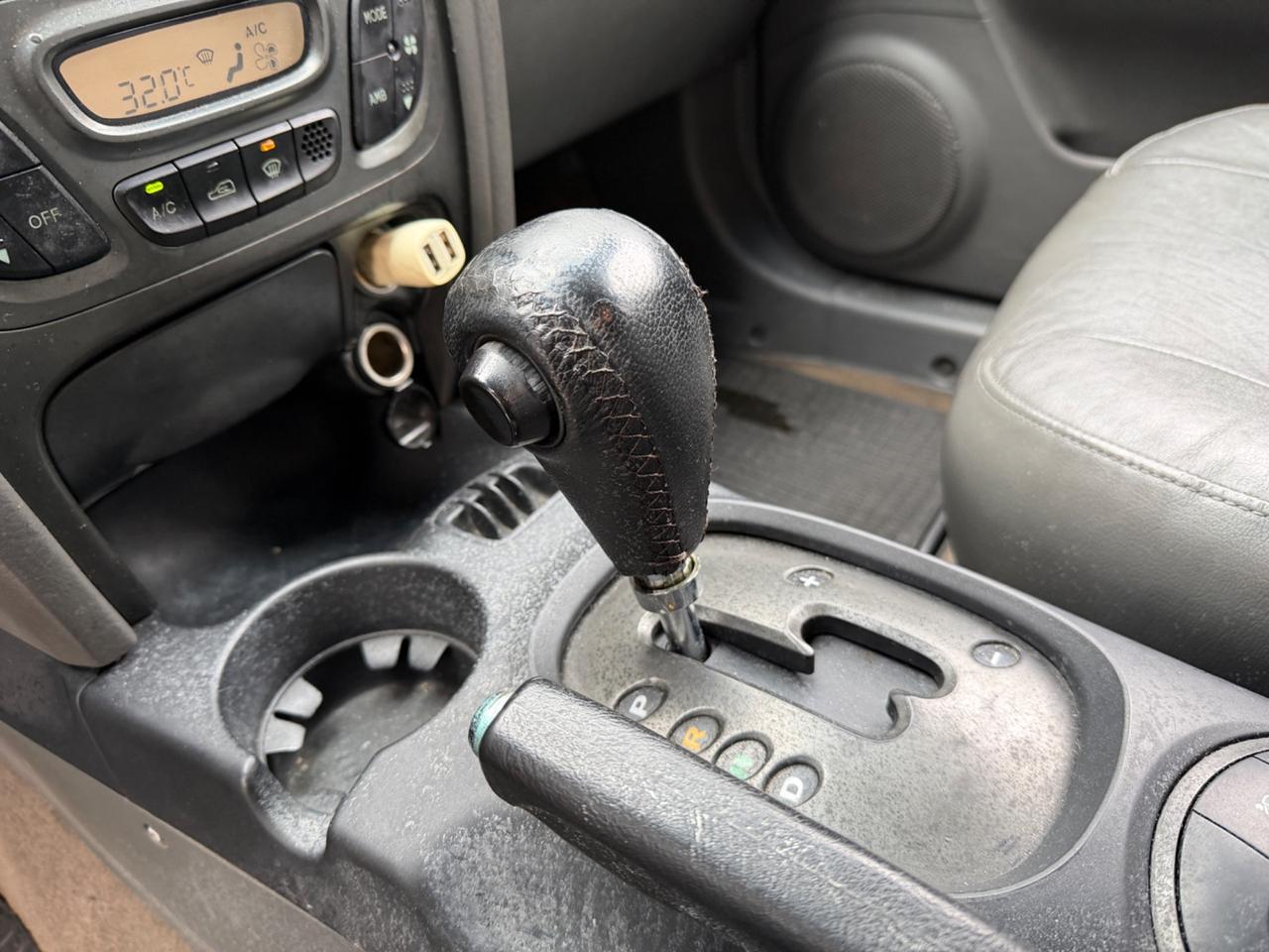 HYUNDAI SANTA Fe 2.0CRDi 4X4 4WD GANCIO TRAINO 1850KG