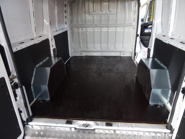 FIAT Ducato 30Q 2.3 MJT 140CV PC-TN Furgone