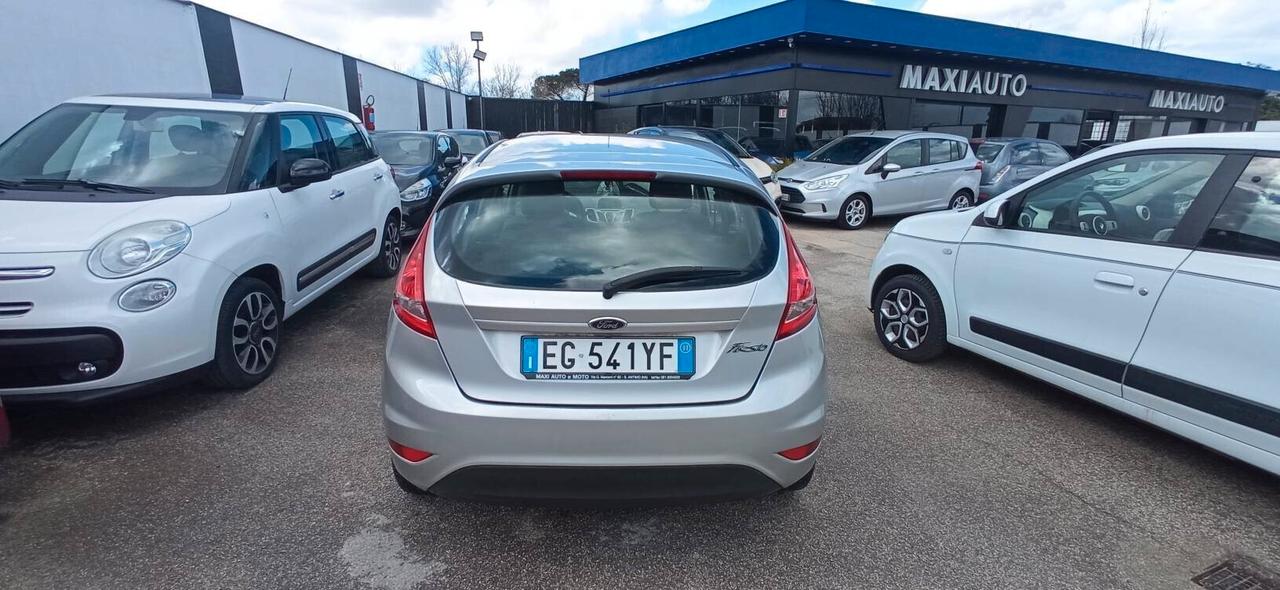 Ford Fiesta 1.4 TDCi LEGGI!