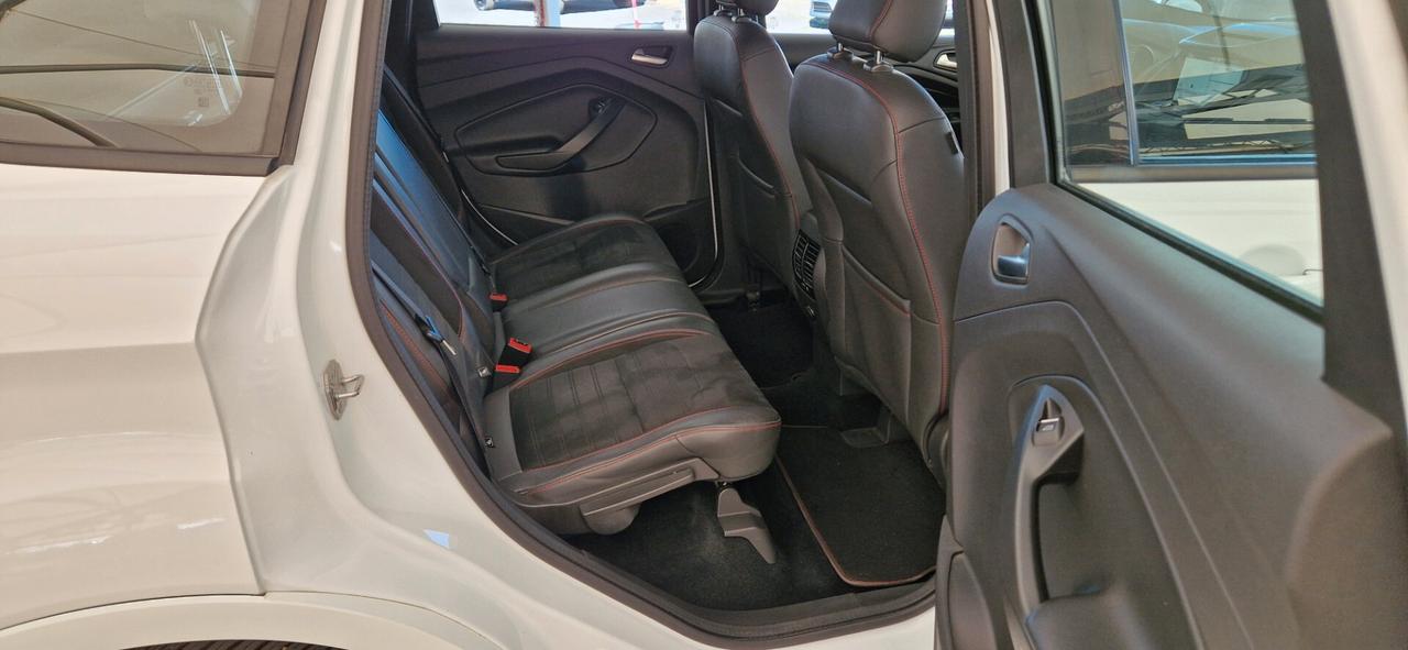 Ford Kuga 1.5 TDCi 120cv 2WD ST-Line X