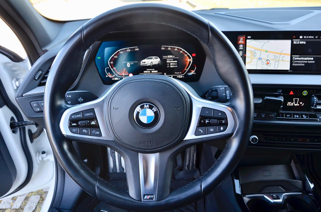 BMW 120i MSPORT PRO 5p 177cv AUTO, PREZZO REALE, GARANZIA BMW 5/27, SERVICE PACK 5/28, UNICOPROPRIETARIO, COLOR VISIONE EDITION, MBRAKES, HIGH BEAM, SEDILI SPORTIVI, PERMUTE