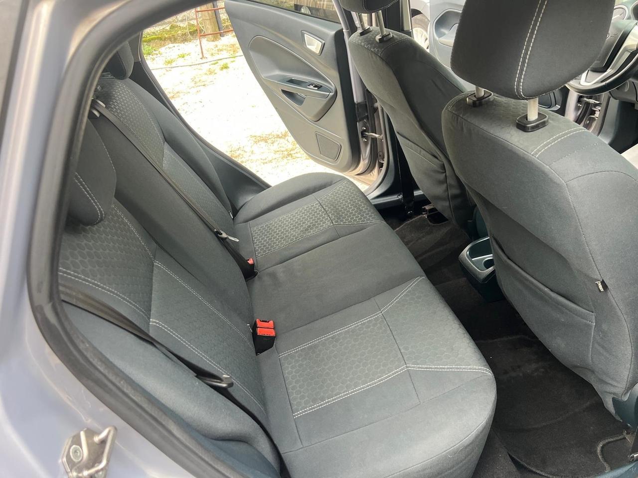 Ford Fiesta 1.4 5 porte Bz.- GPL Titanium