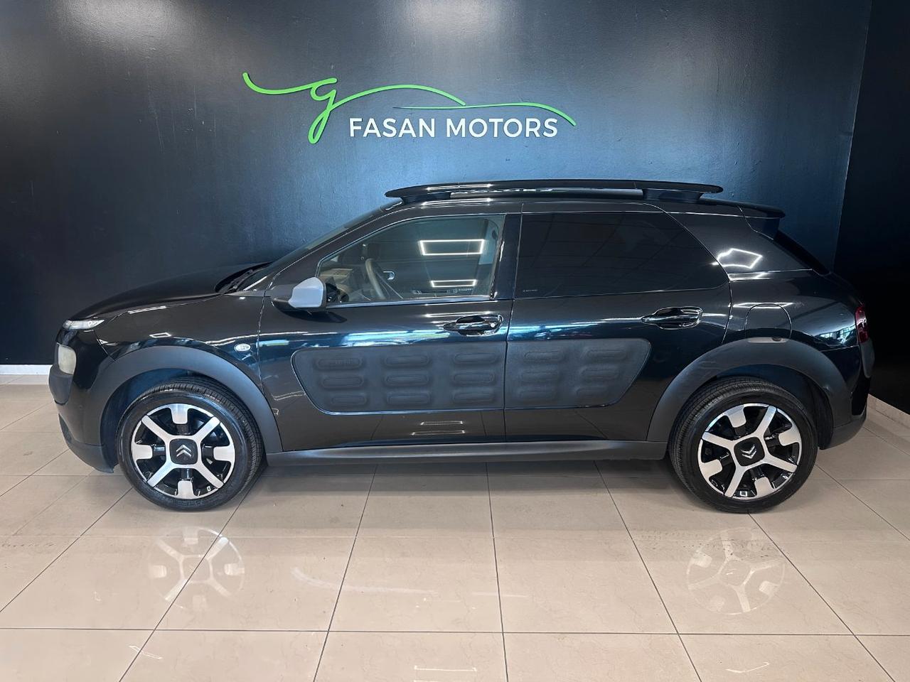 Citroen C4 Cactus 1.6 bluehdi Just Black 100cv