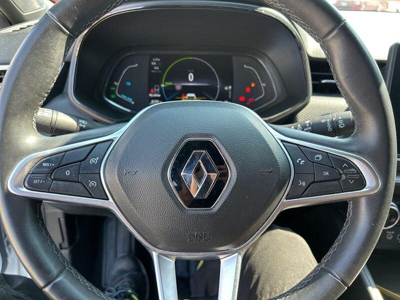 Renault Clio V 2019 1.6 E-Tech hybrid Intens 140cv auto my21