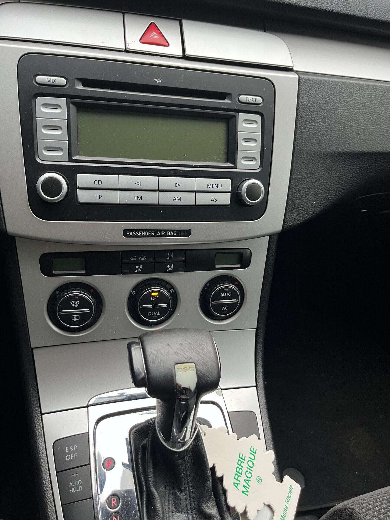 Volkswagen Passat 2.0 TDI DPF Var. DSG Highline Cambio Automatico - VOLANO DA SOSTITUIRE